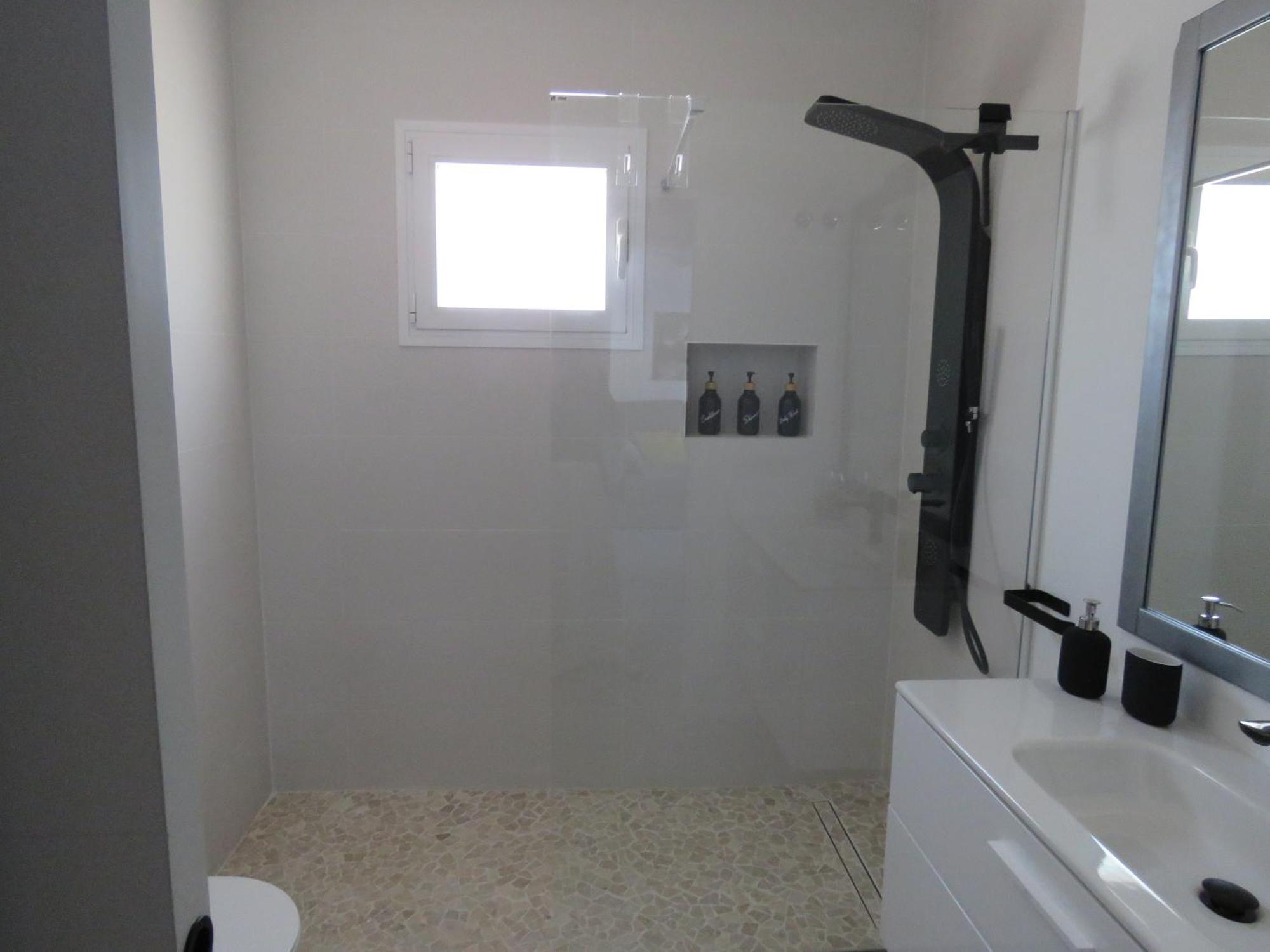 Apartamento Bien Situado En 马尔韦利亚 外观 照片