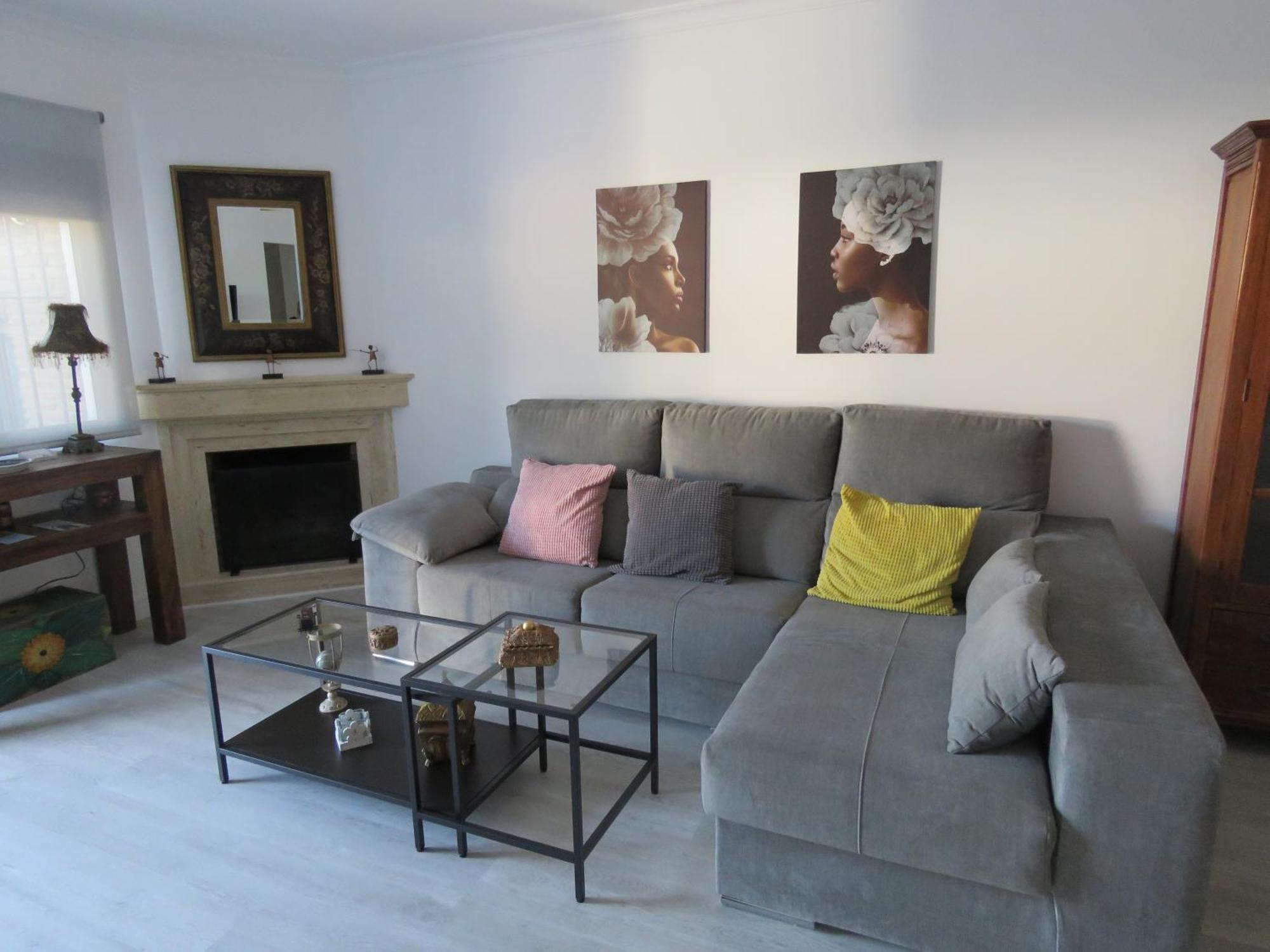 Apartamento Bien Situado En 马尔韦利亚 外观 照片